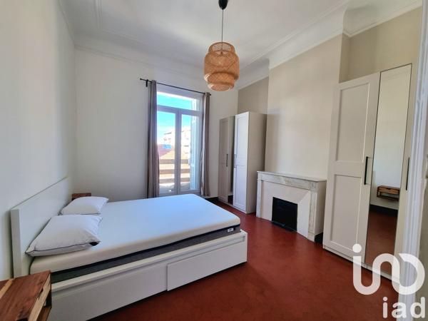 Location appartement 4 pièces 100 m² Marseille 5