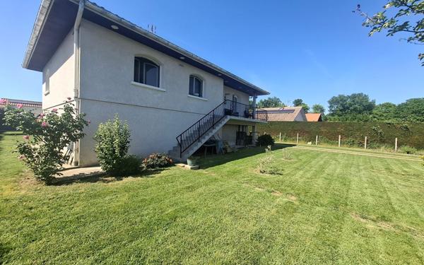 Maison à louer    4 pièces • 93 m2 Benquet