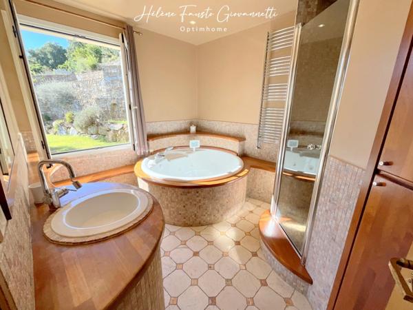 PROPRIETE DE CHARME AVEC PISCINE - VUE MER PANORAMIQUE - 20290 BORGO