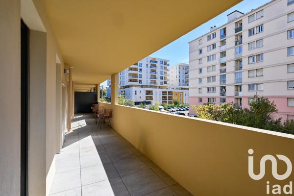 Appartement à vendre 3 pièces 60 m² Marseille 12