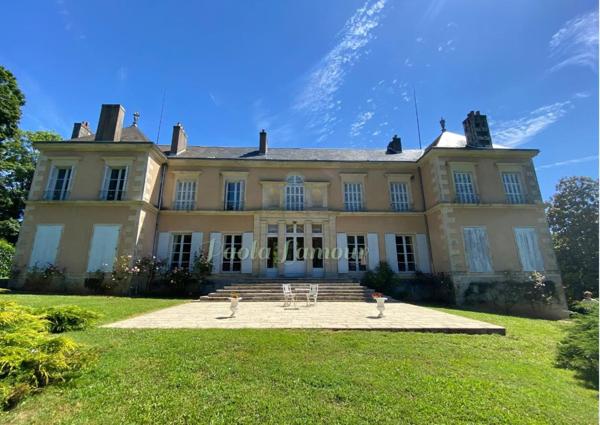 Superbe Château du début du XIXème à 3h30 de PARIS
