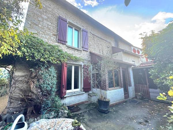 Maison de caractère 127 m² - 4 chambres- Bennecourt 78270