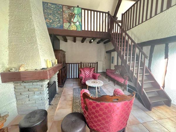 Maison de caractère 127 m² - 4 chambres- Bennecourt 78270