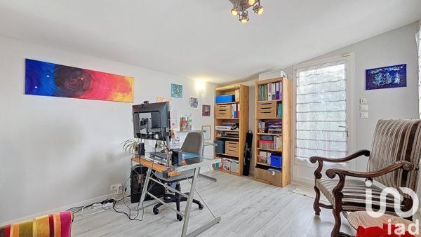 Maison d’architecte 7 pièces de 228 m² à Yzeure (03400)