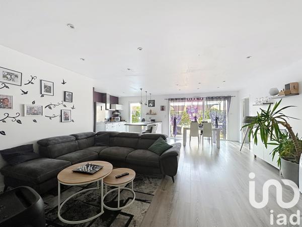 Maison à vendre 4 pièces 107 m² Saint-Jean-de-Liversay