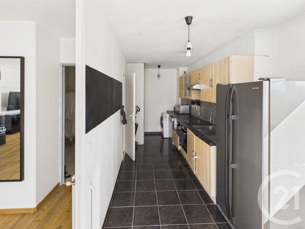 Appartement F3 à vendre  3 pièces - 90 m2 TRAPPES - 78