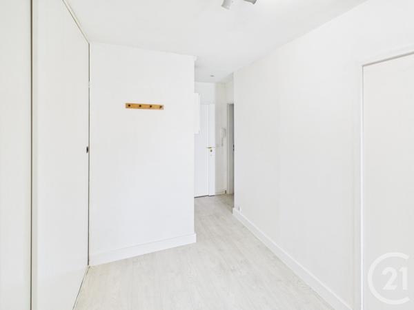 Appartement F3 à vendre  3 pièces - 90 m2 TRAPPES - 78