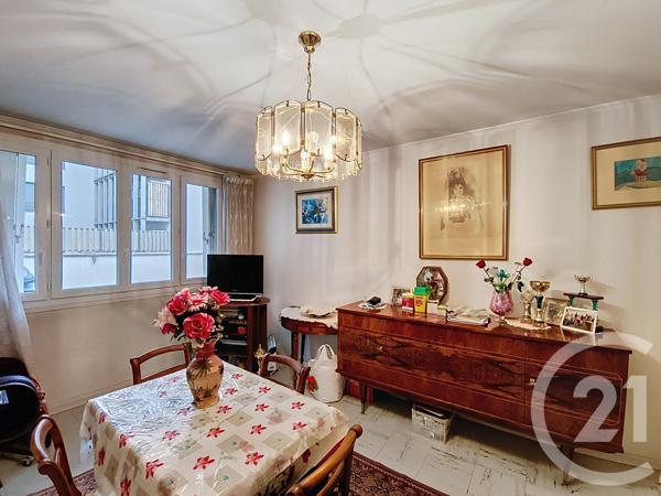 Appartement F2 à vendre  2 pièces - 44,44 m2 ST DENIS - 93