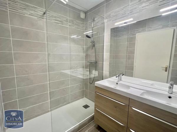 Appartement à louer 3 pièces 71m² Villeurbanne (69100)