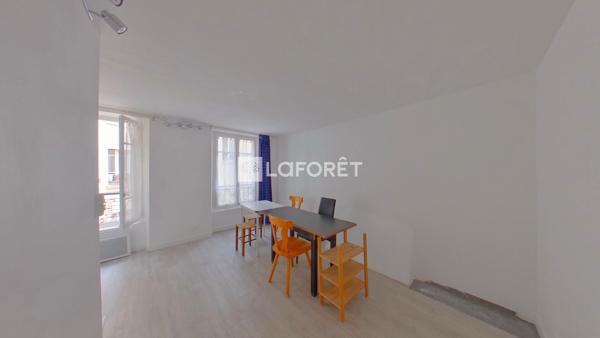 Location appartement Versailles - 1 pièce(s) - 17 m² - 697 €/mois