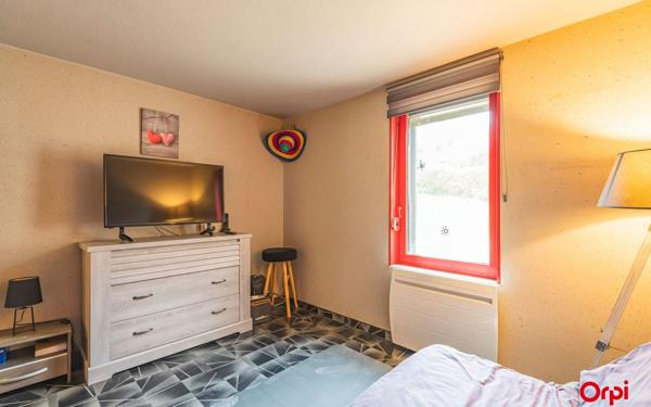 Maison à vendre    4 pièces •  Mareuil-le-Port