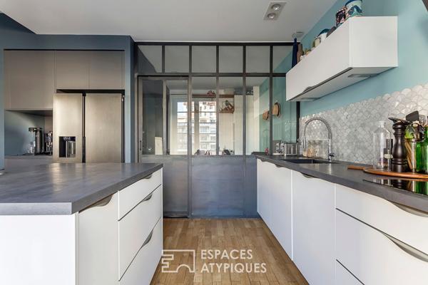 Bel ancien rénové avec deux balcons