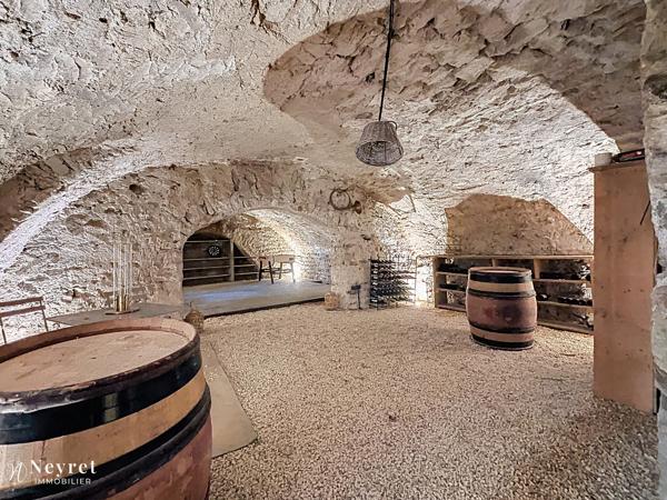 Maison - Ancien corps de Ferme- 187m²- 6 chambres- garage -jardin