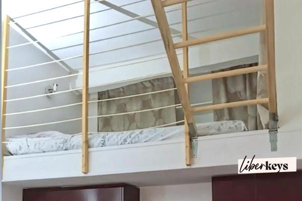 Idéal investisseur – Studio meublé rénové avec mezzanine et cour au calme