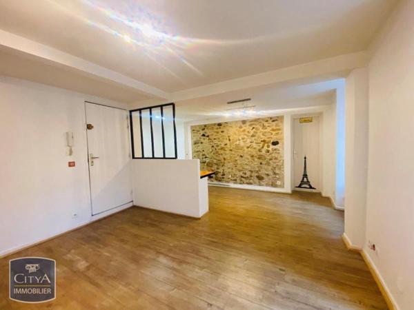Appartement à louer 1 pièce 27m²