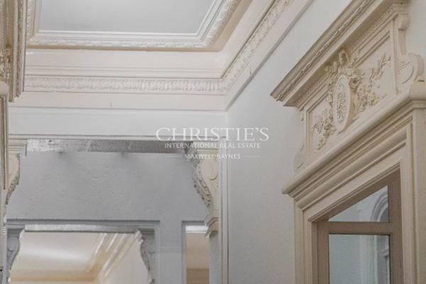 BORDEAUX SAINT-GENÈS – APPARTEMENT DE CARACTÈRE – USAGE MIXTE HABITATION & BUREAU