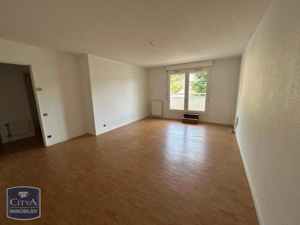 Appartement à louer 2 pièces 52.9m² Billère (64140)