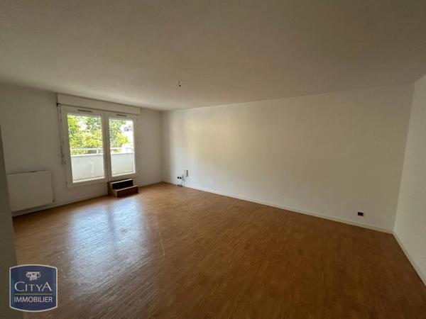 Appartement à louer 2 pièces 52.9m² Billère (64140)