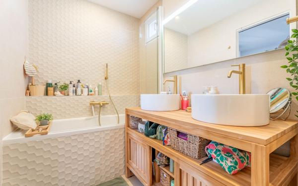 Maison à vendre    5 pièces • 101,03 m2 Villefranche-sur-Saône