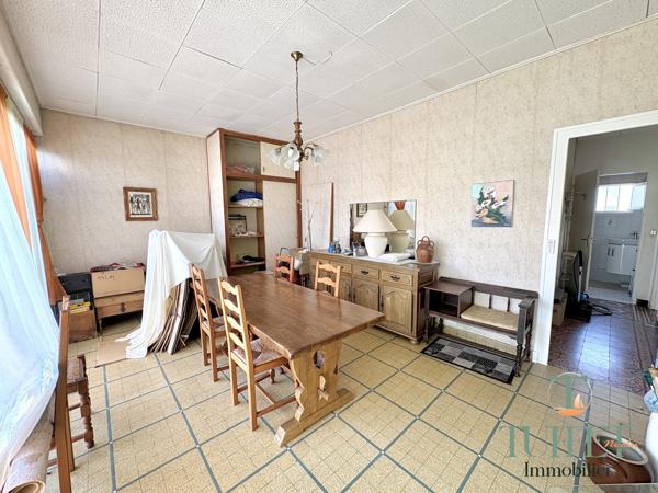 MAISON DE PLAIN-PIED EN CENTRE VILLE