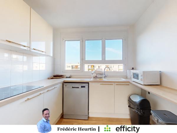 Appartement
         6 pièces
        - 105 m² 164 900 € *
