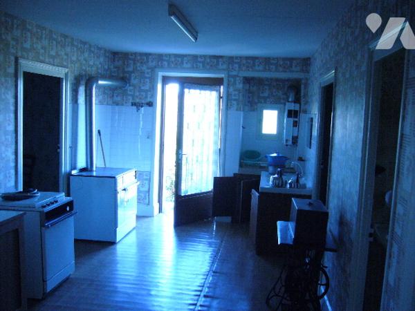 MAISON, DEPENDANCES, JARDIN