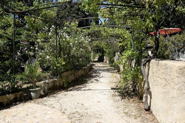 Votre Château Provençal : Élégance, Espace et Bien-Être à Nyons" Nyons (26110)