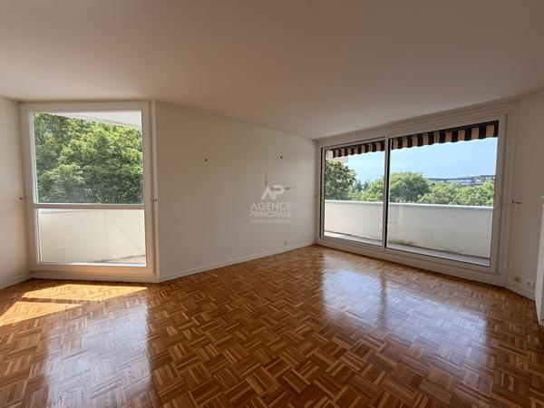 Appartement Saint Germain En Laye 3 pièce(s) 70 m2 Loyer 1 450 €/mois charges comprises **  - Référence  18209