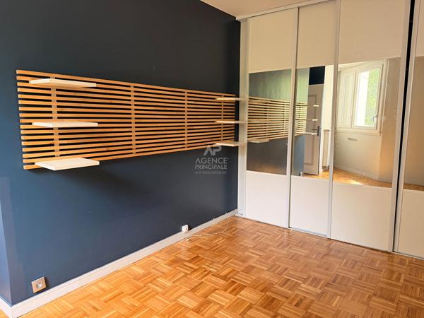 Appartement Saint Germain En Laye 3 pièce(s) 70 m2 Loyer 1 450 €/mois charges comprises **  - Référence  18209
