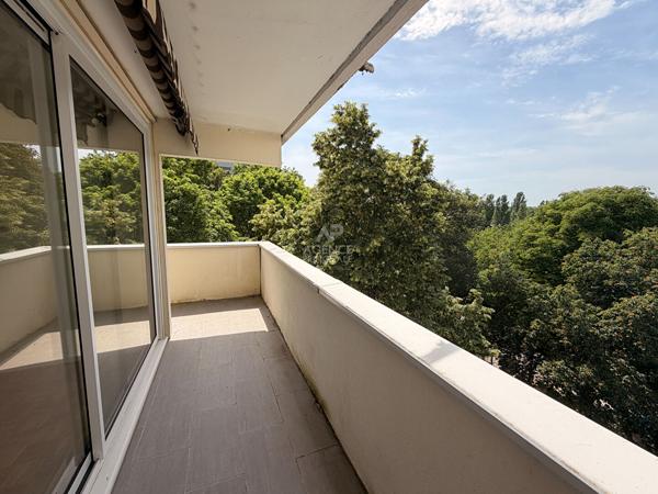 Appartement Saint Germain En Laye 3 pièce(s) 70 m2 Loyer 1 450 €/mois charges comprises **  - Référence  18209
