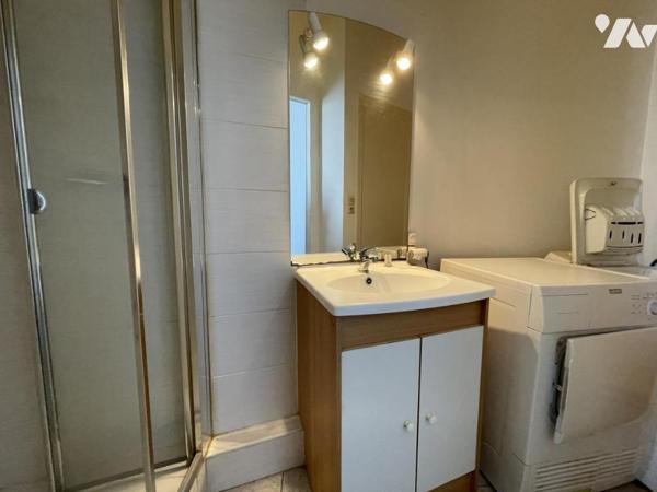 Appartement T2 à rénover avec jardin commun – VANNES – Proximité étang du Duc