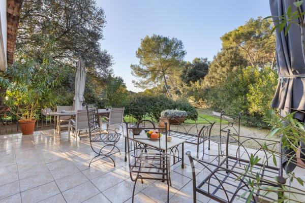 PROPRIÉTÉ DE CHARME DE 289 M2 AVEC STUDIO & APPARTEMENT