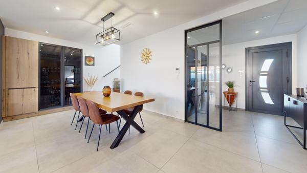 Villa T5 moins de 300m du lac Villeneuve de la Raho