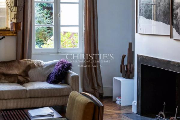 LIBOURNE : Maison familiale avec jardin et piscine au coeur de la bastide