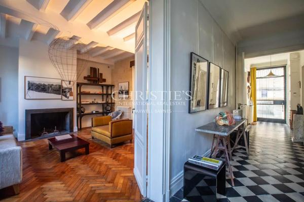 LIBOURNE : Maison familiale avec jardin et piscine au coeur de la bastide