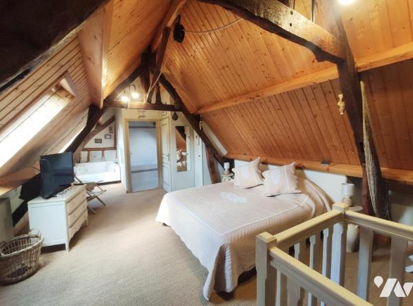 Longère 11 pièces 240 m²