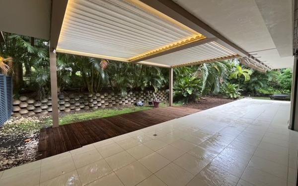 Appartement à louer    4 pièces • 133,38 m2 Fort-de-France