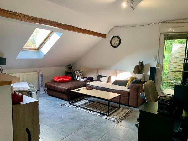 Immeuble 3 appartements / 2 garages