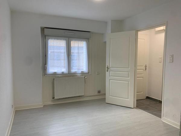 Immeuble 3 appartements / 2 garages