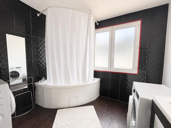 Maison 4 pièce(s) 3 chambre(s) 100.37 m²
