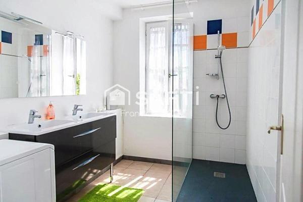 Spacieux T4 duplex avec extérieur centre ville