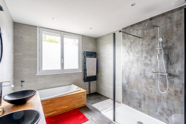 Parc du Procé, belle maison avec extérieur