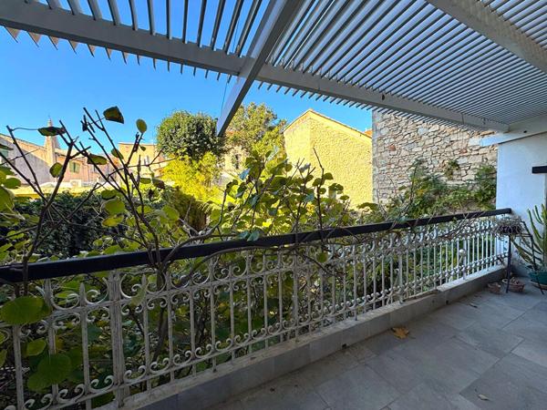 Maison 10 pièces 274 m2