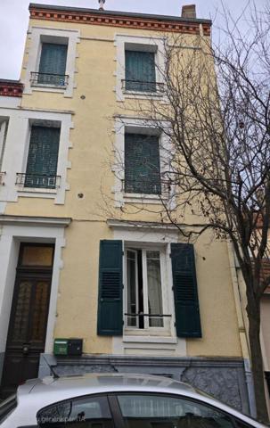 Immeuble Vichy 6 pièce(s) 120 m2