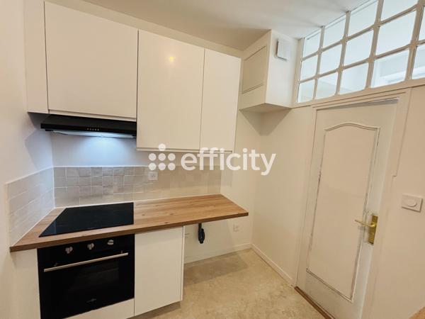 Appartement
         2 pièces
        - 39 m² 139 000 € *