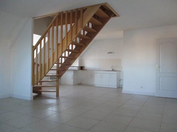 Location Appartement 4 pièces 86 m2 à Villers-Cotterêts