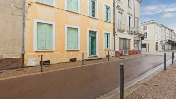 Immeuble 9 pièces - 160 m²