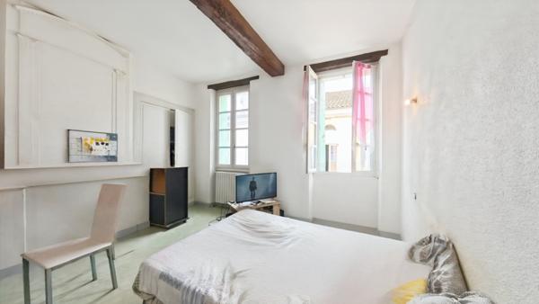 Immeuble 9 pièces - 160 m²