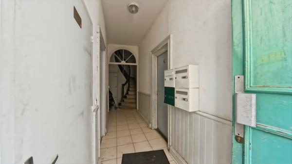 Immeuble 9 pièces - 160 m²