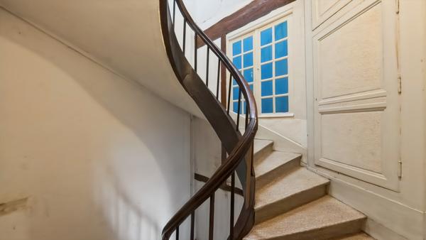 Immeuble 9 pièces - 160 m²